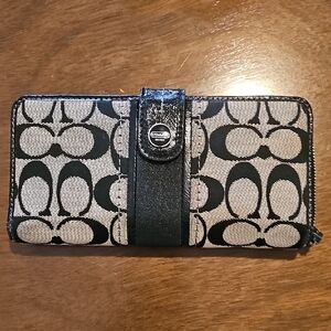 Coach Monogram Black and Cream Wallet
